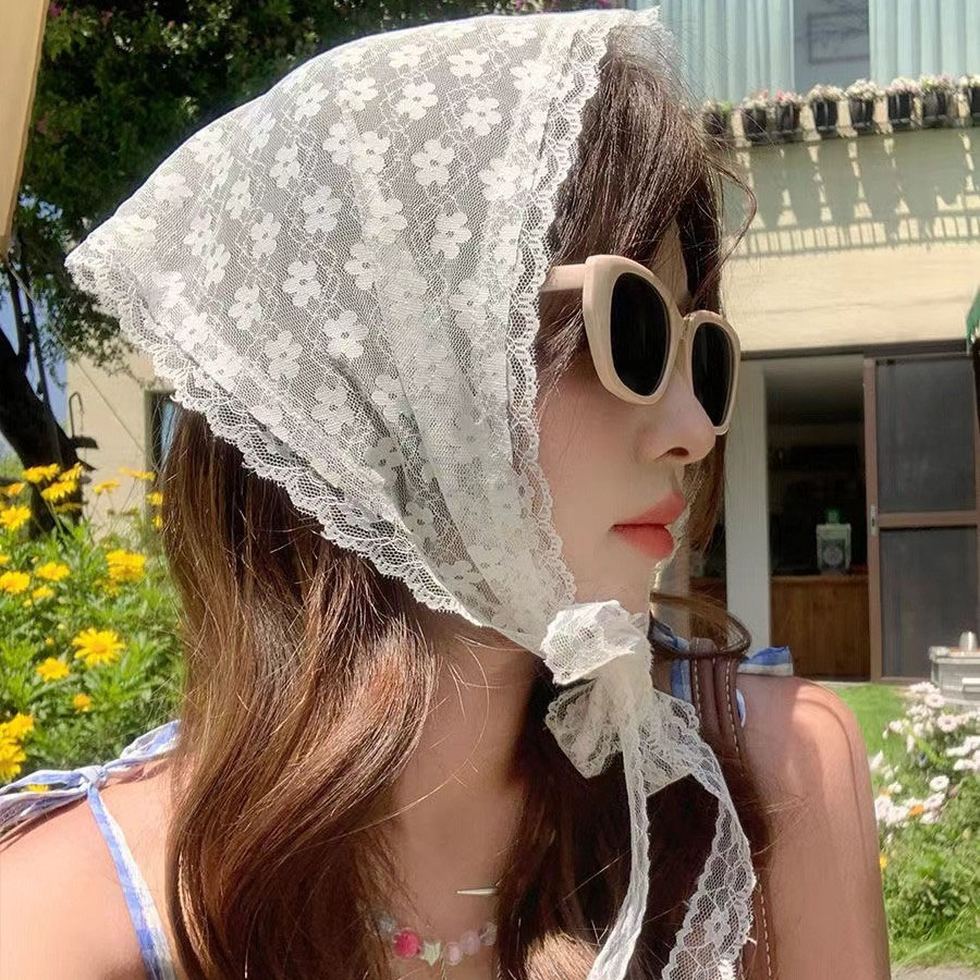 1PC triangle Lace scarf white  - Photography Triangle 评论和价格
